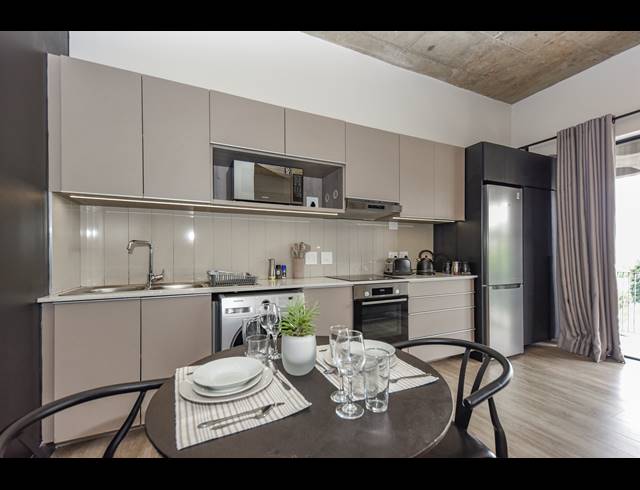 1 BEDROOM APARTMENT FOR SALE IN SANDOWN
